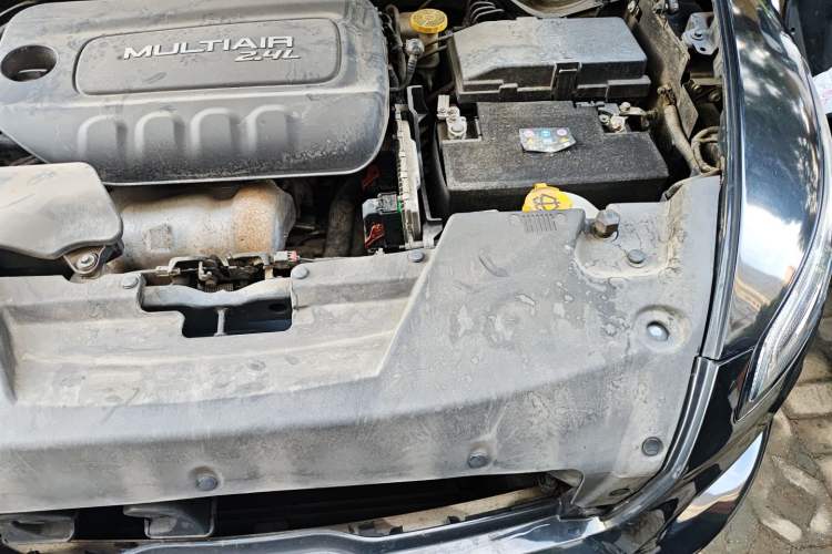 Used  Cherokee 2016 2.4L Leading Smart Version
