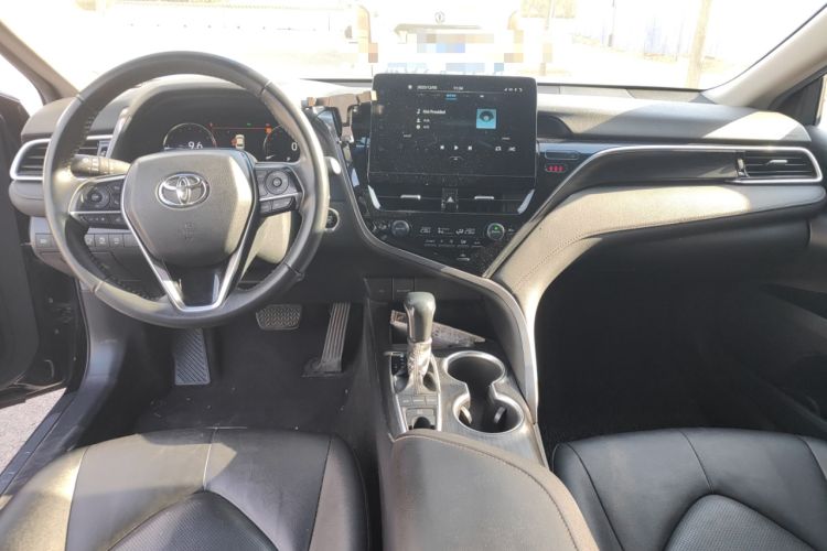 Used Toyota Camry 2021 2.5G Luxury Edition
