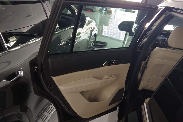 Used Li Auto ONE 2020 Extended-Range 6-Seater Version
