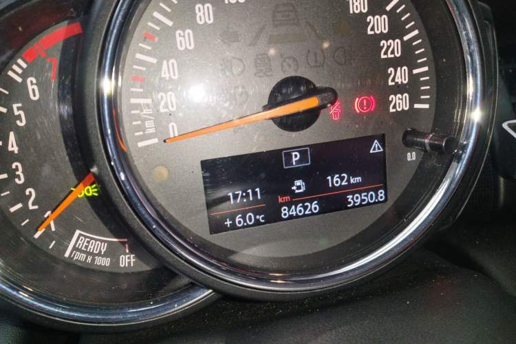 Used  MINI 2018 1.5T COOPER Classic Edition Five-Door Version
