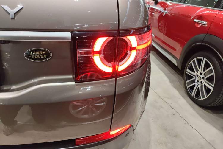 Used Land Rover Discovery Sport 2016 2.0T HSE LUXURY