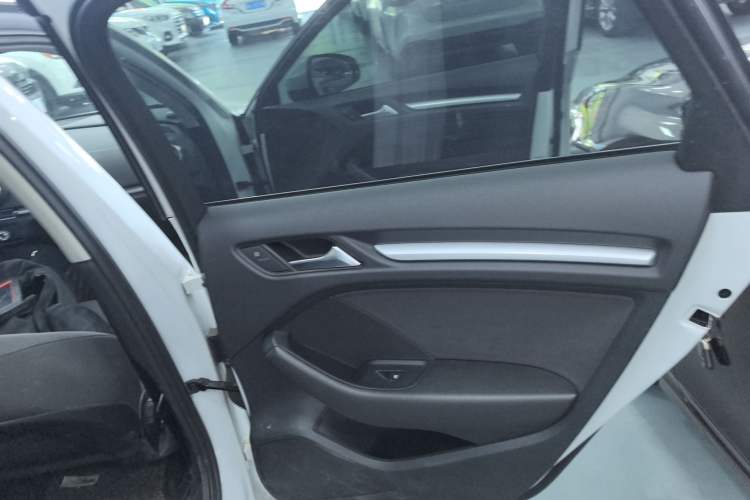 Used Audi A3 2016 Sportback 35 TFSI Ambition Edition
