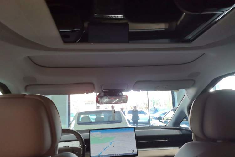 Used XPeng X9 2025 740 Ultra-Long Range Max