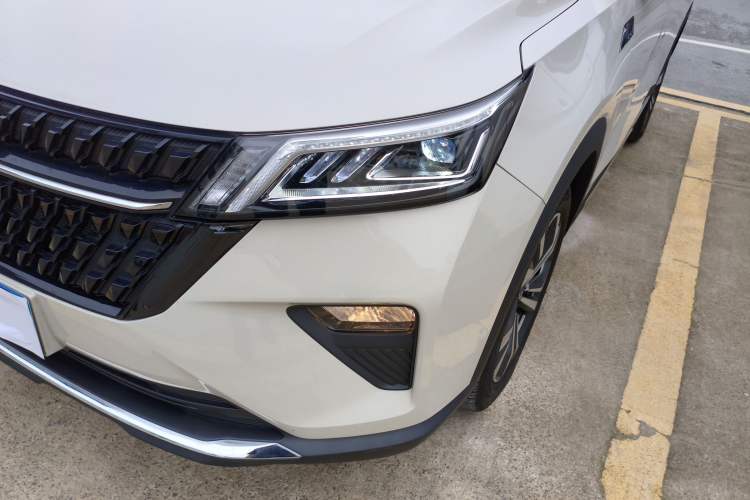 Used Wuling Asta 2022 2.0L DHT Electric-Speed Version