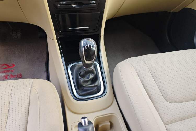 Used Chery E3 2015 1.5L Manual Fashion Model
