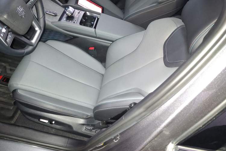 Used BYD Qin L 2025 DM-i Smart Drive 120KM Superior Model