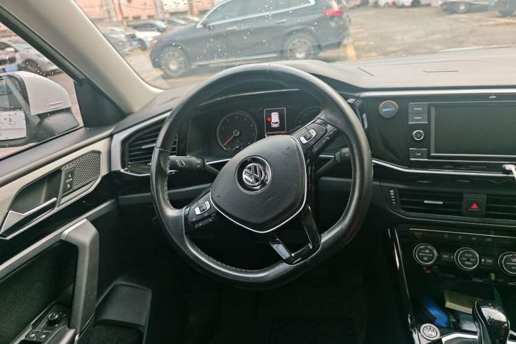 Used Volkswagen Tayron 2019 330TSI Two-Wheel Drive Luxury Model China VI Standard
