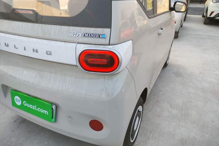 Used Wuling Hongguang MINIEV 2024 3rd Generation 215km Youth Edition
