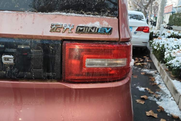 Used Wuling Hongguang MINIEV 2020 Freedom Version Lithium Iron Phosphate