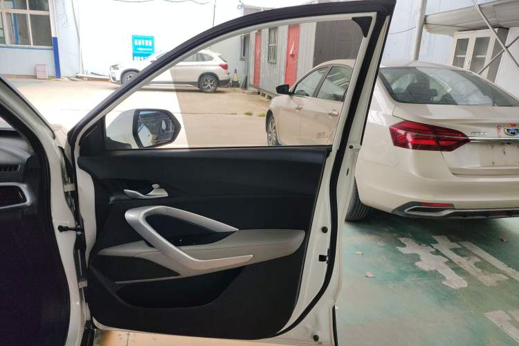 Used Baojun 510 2019 1.5L CVT Enjoyment Model China VI Emission Standard
