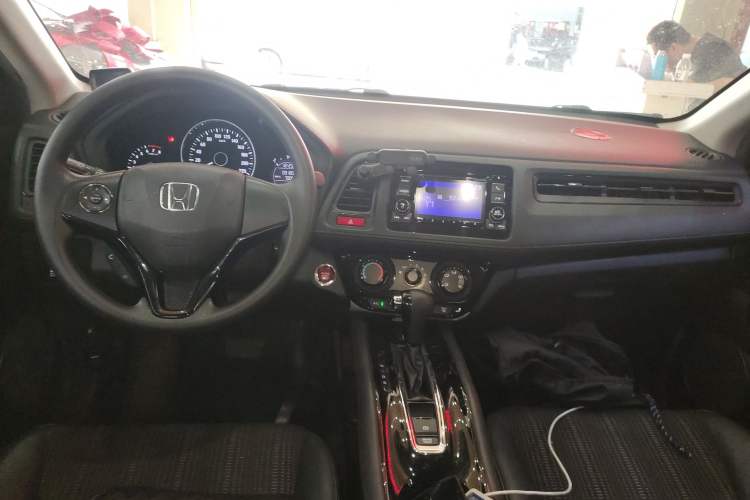 Used Honda Vezel 2017 1.8L CVT Front-Wheel Drive Pioneer Edition