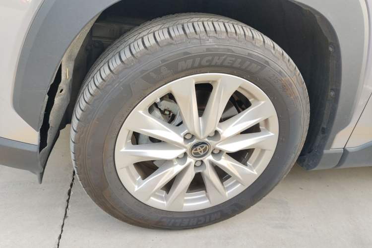 Used Toyota Corolla Cross 2023 Dual-Motor 2.0L Pioneer Edition
