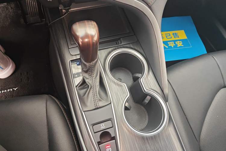 Used Toyota Camry 2021 2.0G Luxury Edition