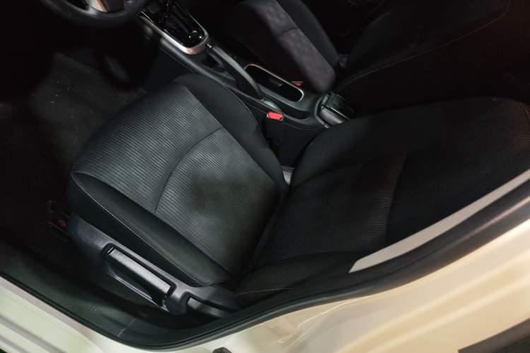 Used Nissan Tiida 2021 1.6L CVT Cool Edition
