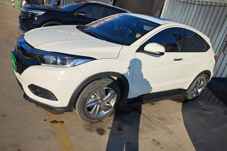 Used Honda Vezel 2020 1.5L CVT Elite Edition
