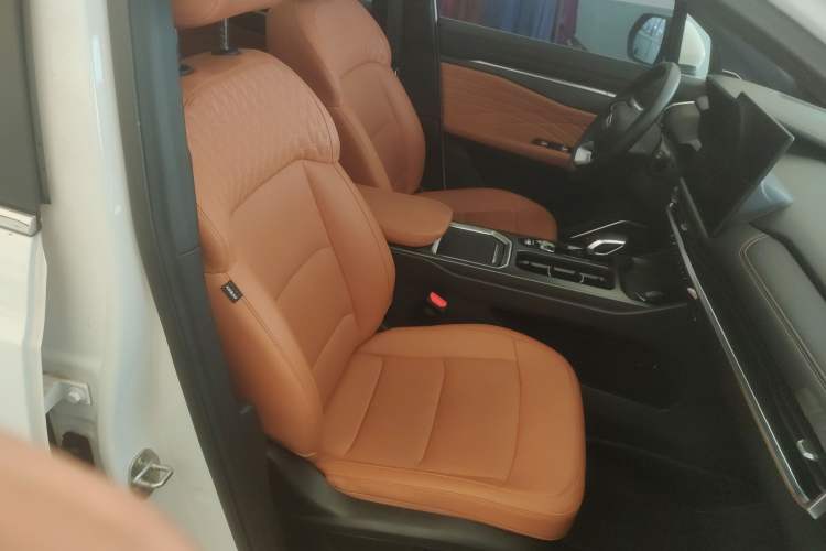 Used Geely Auto Haoyue L 2024 2.0T DCT Flagship Version
