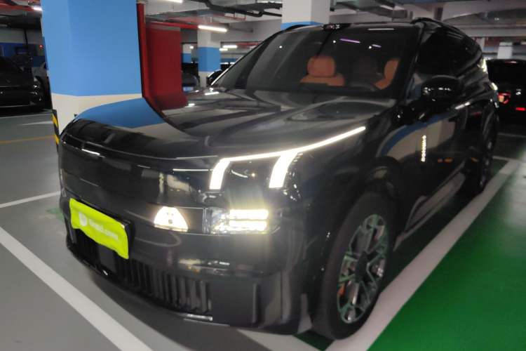 Used Lynk & Co 900 2025 2.0T Ultra
