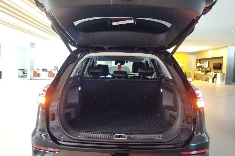 Used Hongqi HS5 2023 2.0T Qiyue Pro Edition