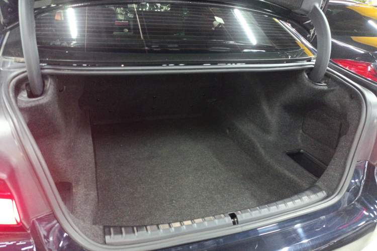 Used BMW 5 Series 2022 Restyled 530Li Leading Edition M Sport Package