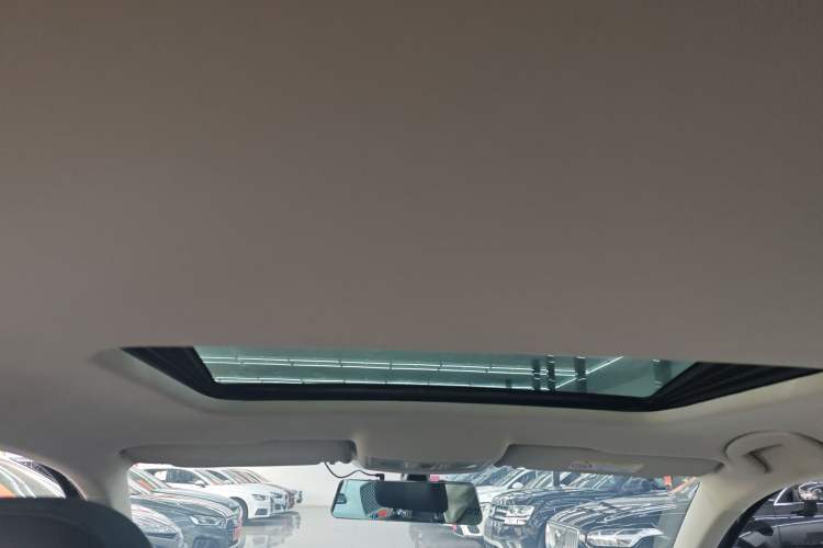 Used Volkswagen Lavida 2022 1.5L Automatic Comfort Edition
