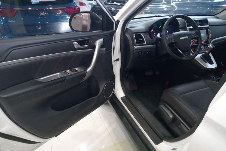 Used Haval M6 2019 1.5T DCT Two-Wheel Drive Value Edition China VI Standard
