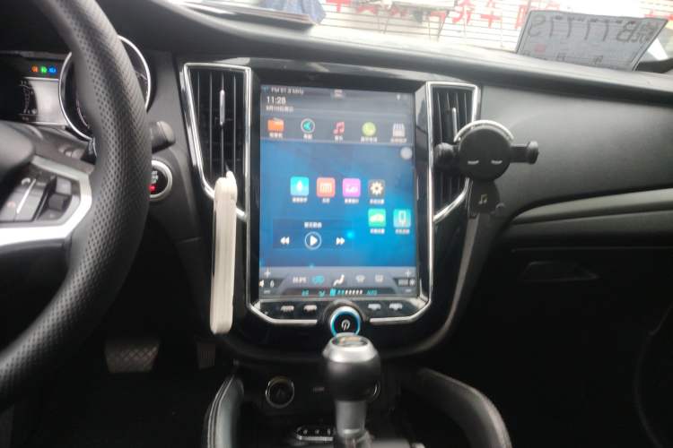 Used Zotye SR7 2016 1.5T CVT Cube Heart Edition China V Standard
