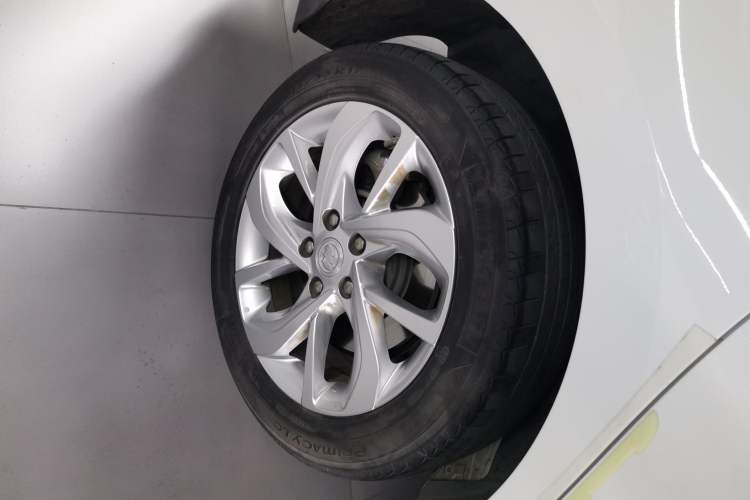 Used Buick Velite 6 2023 Revised Version 430 km Range – Commuter Edition