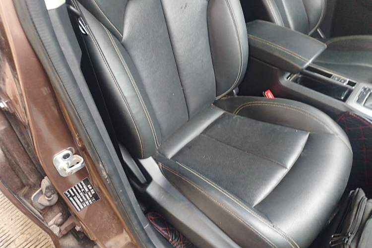 Used Roewe RX5 2018 20T Two-Wheel Drive Automatic Flagship Edition
