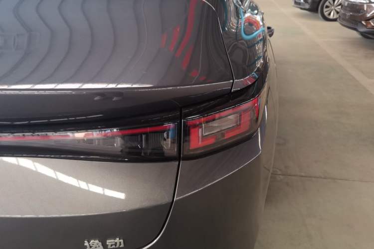 Used Changan Eado PHEV 2025 Smart New Blue Whale 145KM Battleship Edition