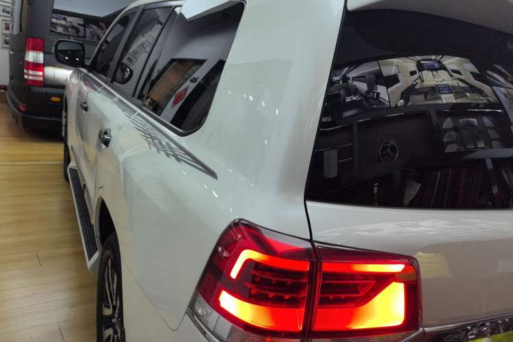 Used Toyota Land Cruiser 2019 4.0L GX-R GT 8-Cylinder Genuine Leather – Middle East