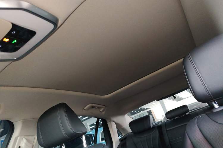 Used Hongqi H5 2023 2.0T Automatic Smart Connect Flagship Edition
