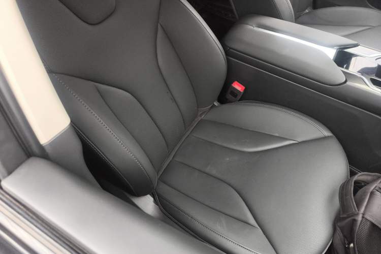 Used Hongqi E-QM5 2023 Revised Version Basic Travel Edition
