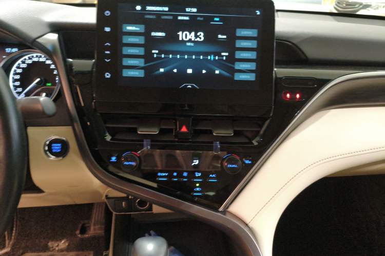 Used Toyota Camry 2021 2.0G Luxury Edition