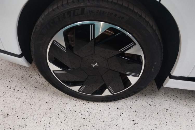 Used XPeng X9 2024 702 Ultra-Long Range Max