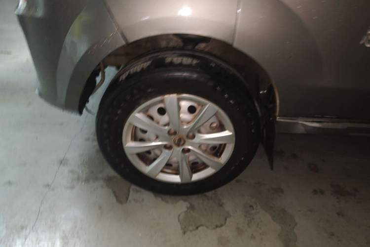 Used Jinbei New Hiace X30L 2021 1.5L Wealth Van Non-Air-Conditioned Version China VI Standard SWC15M
