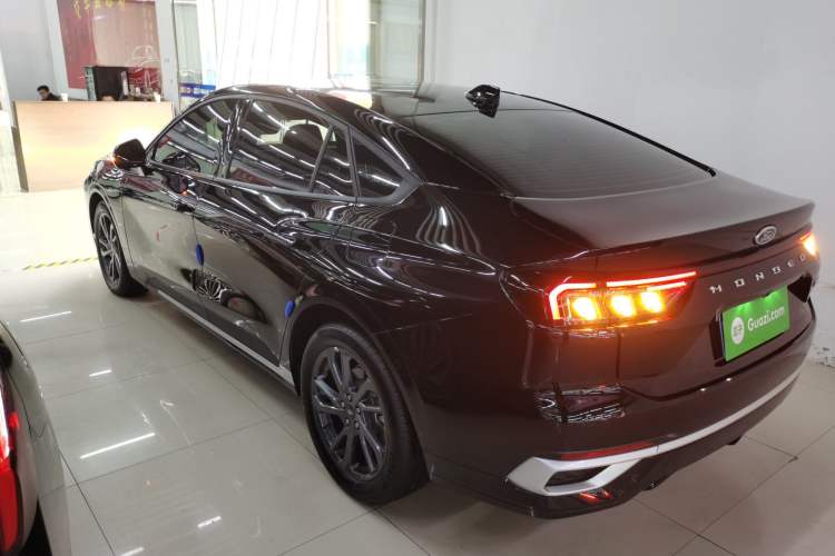 Used Ford Mondeo 2025 2.0T EcoBoost Luxury Version