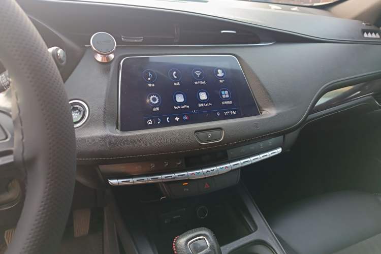 Used Cadillac XT4 2018 28T Two-Wheel Drive Tech Version
