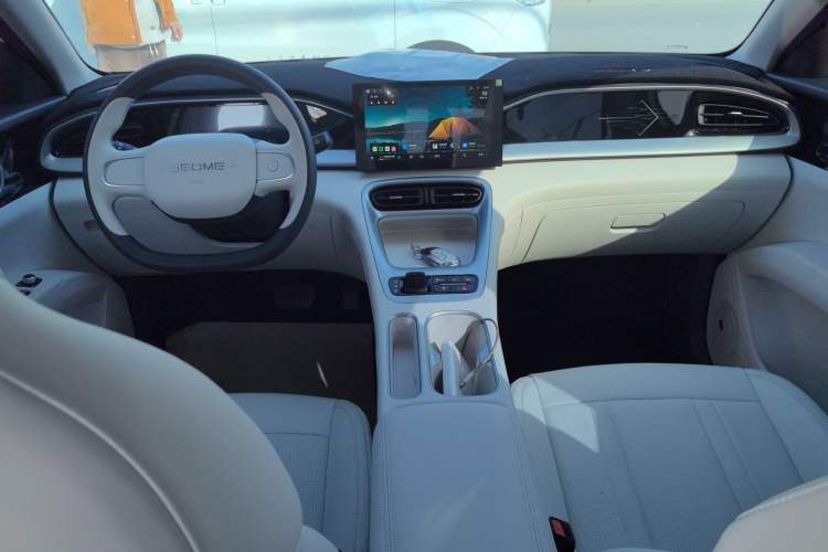 Used  Geome 2025 310km Youth Edition
