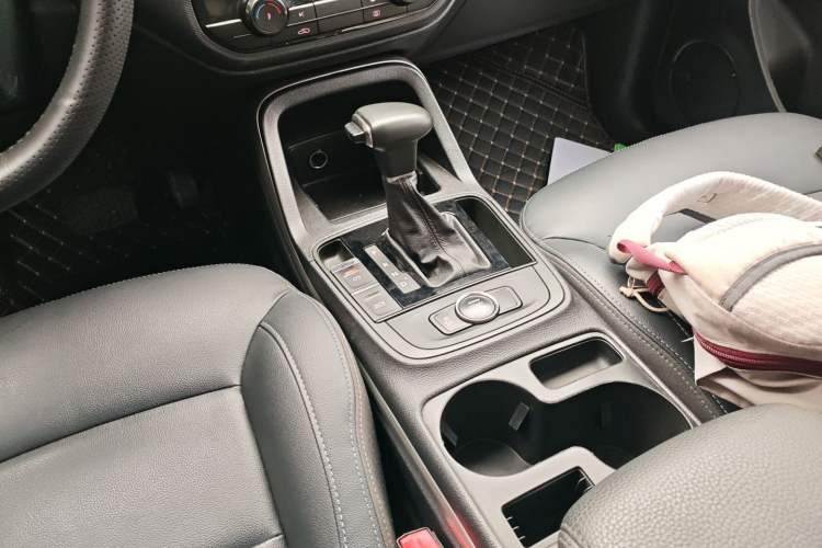 Used Qoros 5 2018 Revised Version 1.6T Automatic Leading Edition
