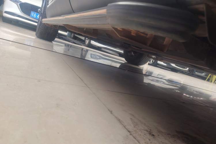 Used Hongqi HS5 2022 Revised Version 2.0T Smart Connect Flagship Edition
