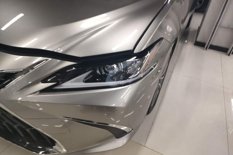 Used Lexus ES 2022 200 Excellence Edition