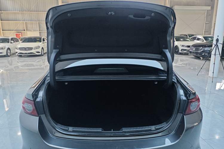 Used Mazda Mazda 3 Axela 2021 1.5L Automatic ZhiMei Edition
