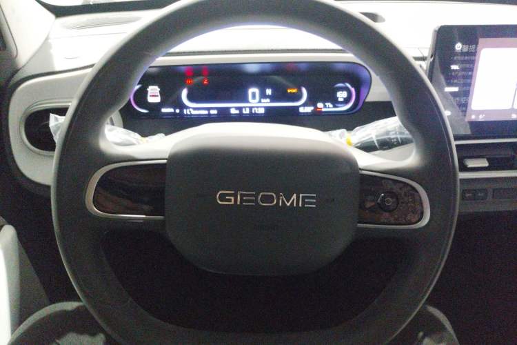 Used  Panda 2025 210km Panda Kart