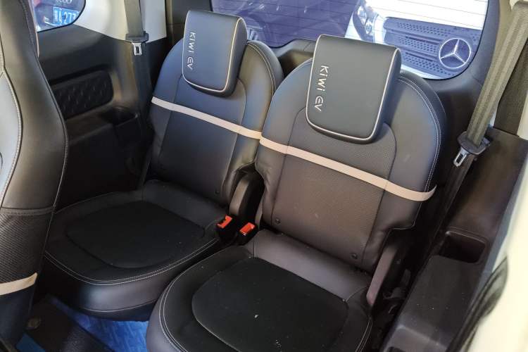 Used Baojun KiWi EV 2022 Artist Lite Edition Ternary Lithium