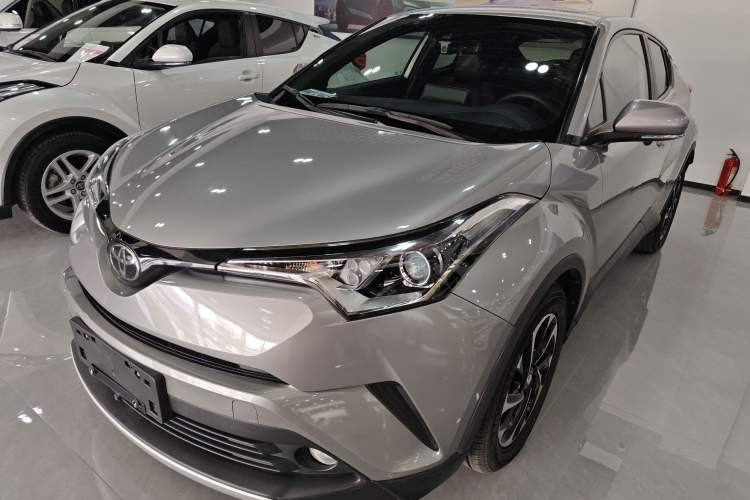Used Toyota IZOA 2018 2.0L Yichi Edition China V Standard
