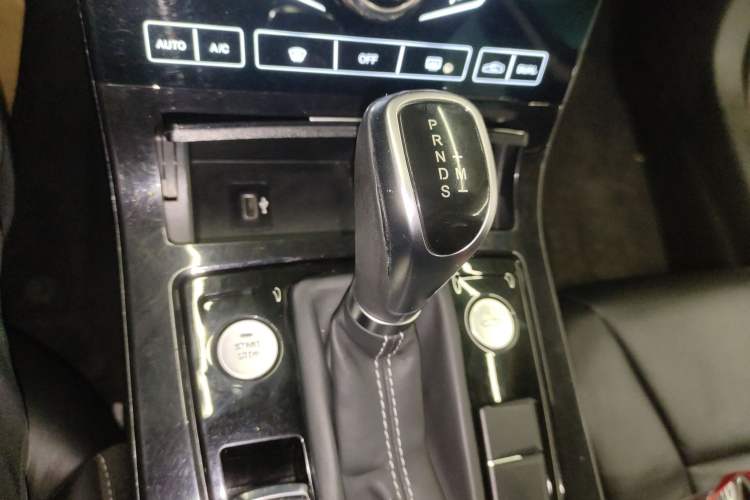 Used Hongqi H5 2019 30TD Dynamic Edition
