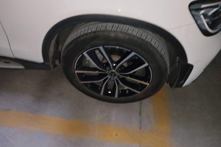 Used Mercedes-Benz GLC 2020 Facelift GLC 300 L 4MATIC Dynamic Edition