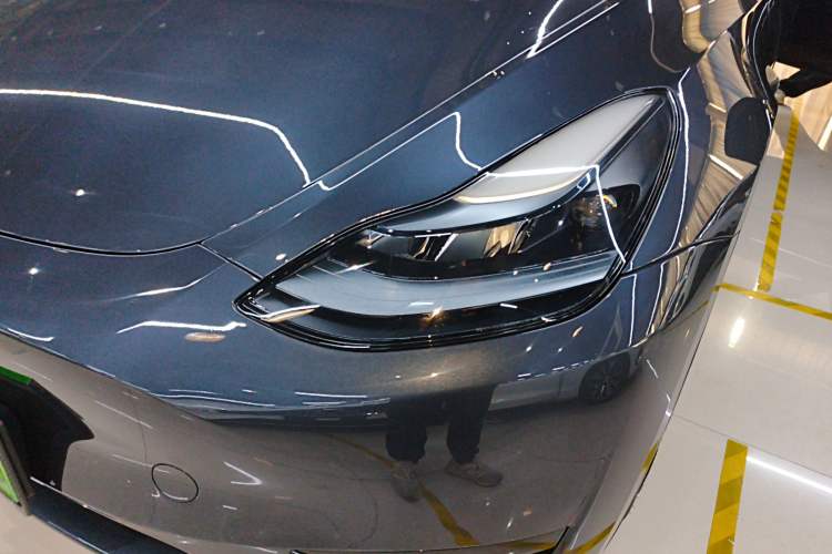 Used Tesla Model Y 2024 Rear-Wheel-Drive Version
