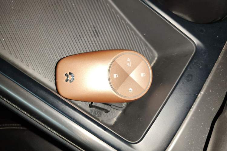 Used Nio EC6 2020 605 km Sport Edition
