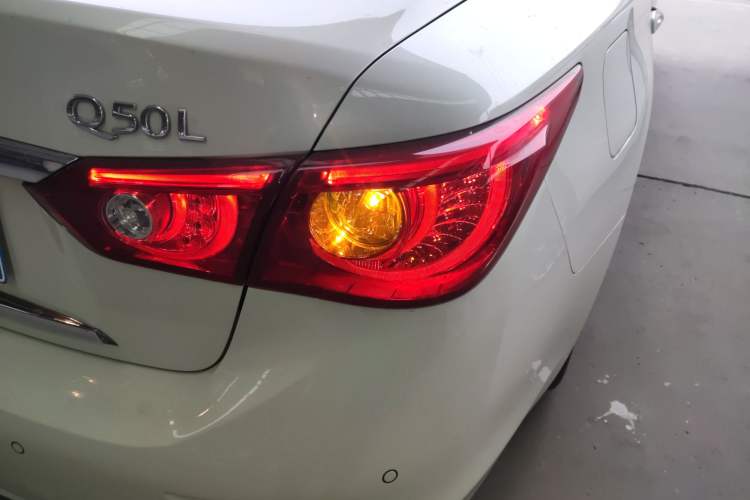 Used Infiniti Q50L 2016 2.0T Ambition Edition
